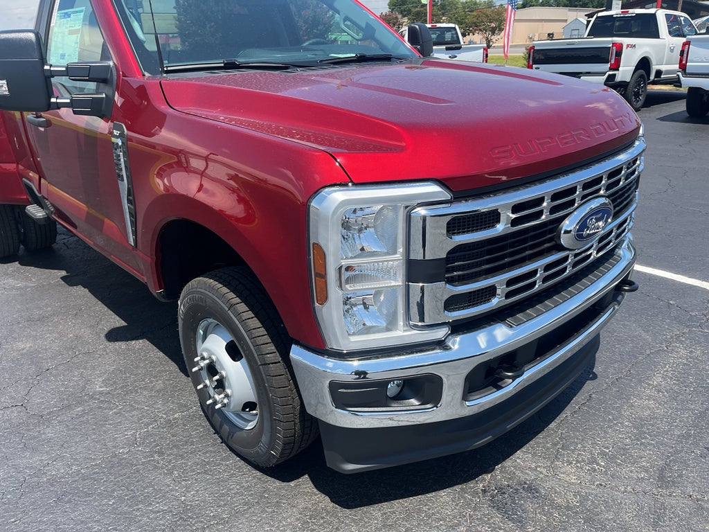 2026 Ford F-350 XLT