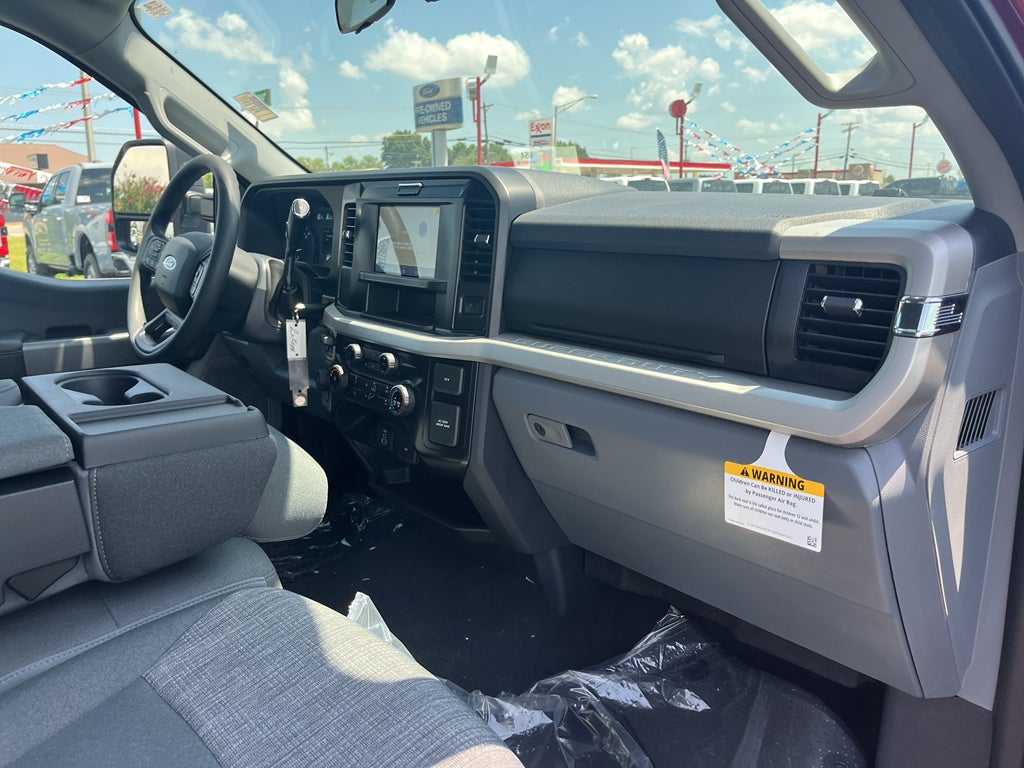 2026 Ford F-350 XLT