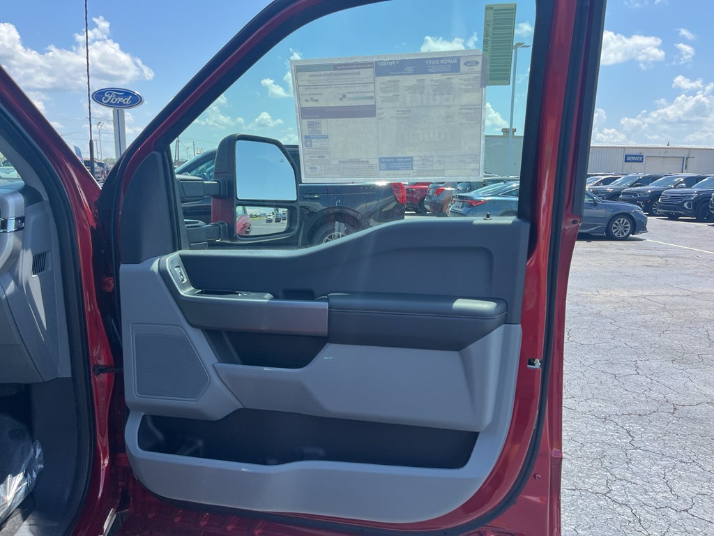 2026 Ford F-350 XLT