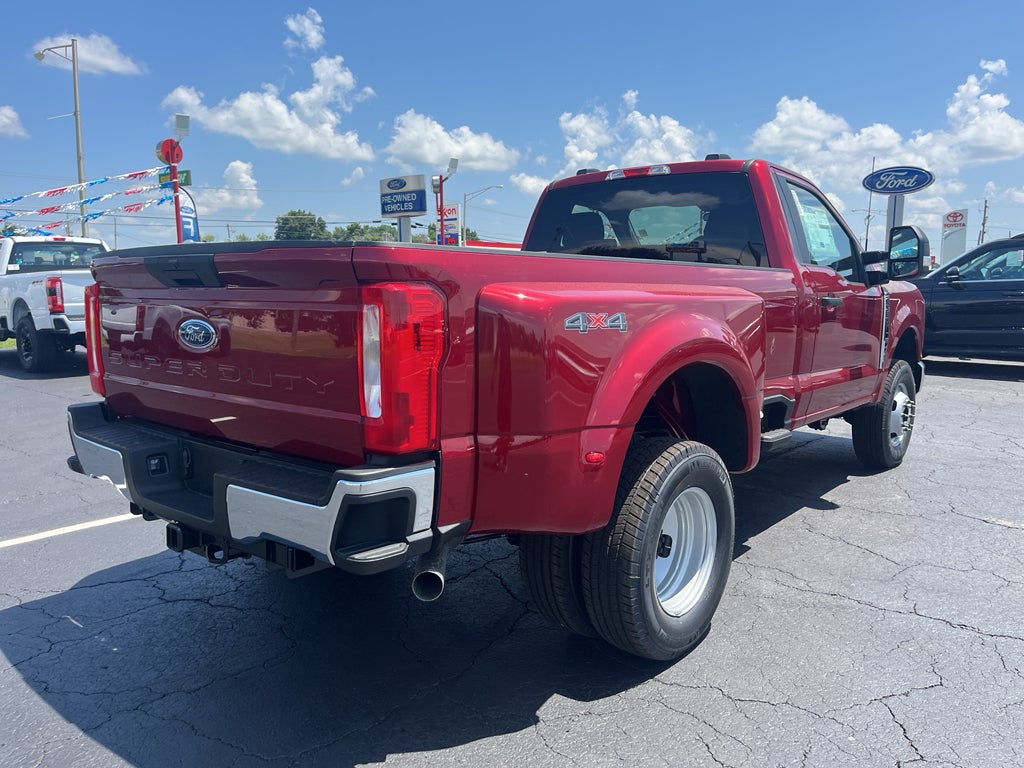 2026 Ford F-350 XLT