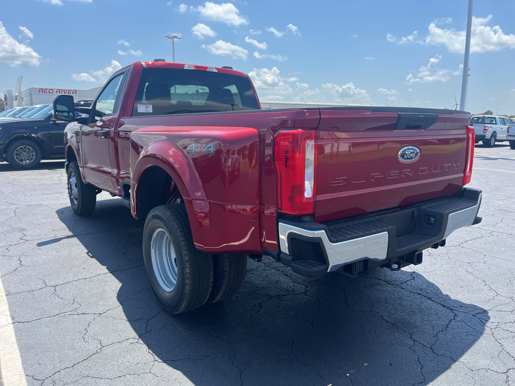 2026 Ford F-350 XLT
