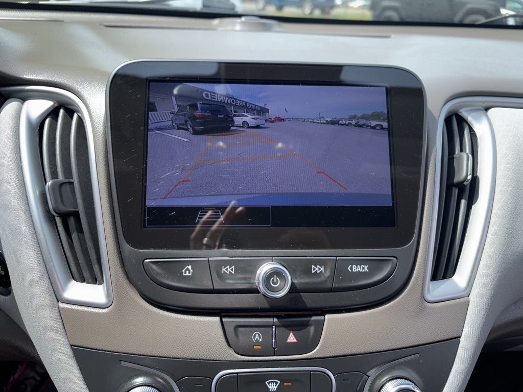 2024 Chevrolet Malibu LS 1FL