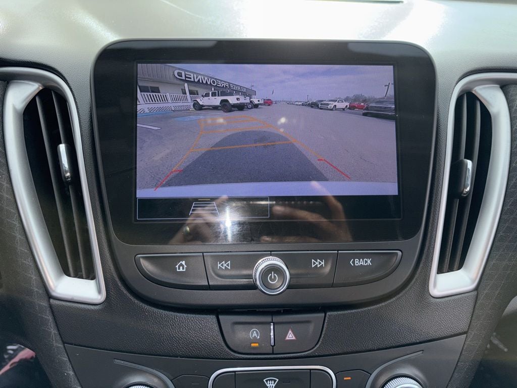 2024 Chevrolet Malibu LS 1FL