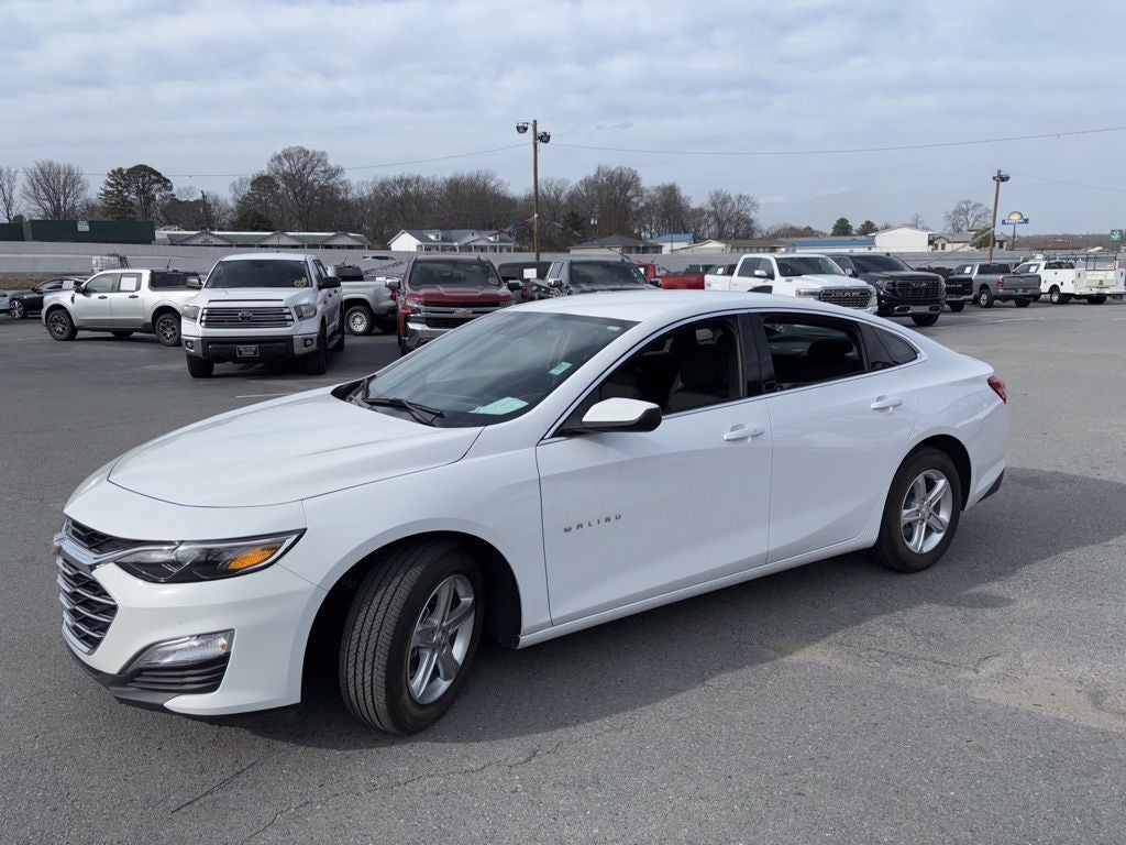 2024 Chevrolet Malibu LS 1FL