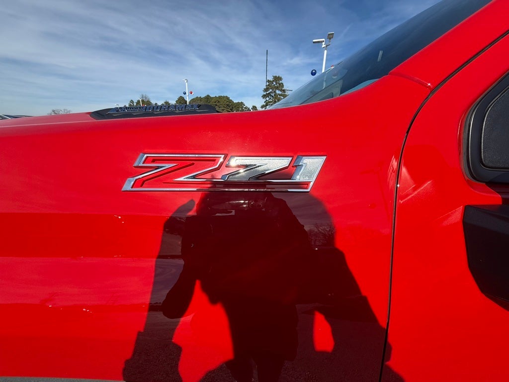 2024 Chevrolet Silverado 2500HD Custom