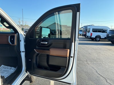 2022 Chevrolet Silverado High Country