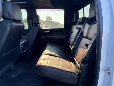 2022 Chevrolet Silverado High Country