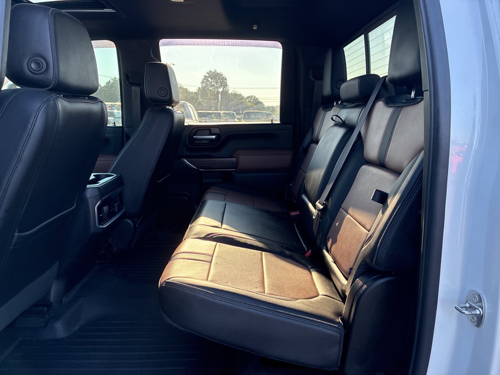 2022 Chevrolet Silverado High Country