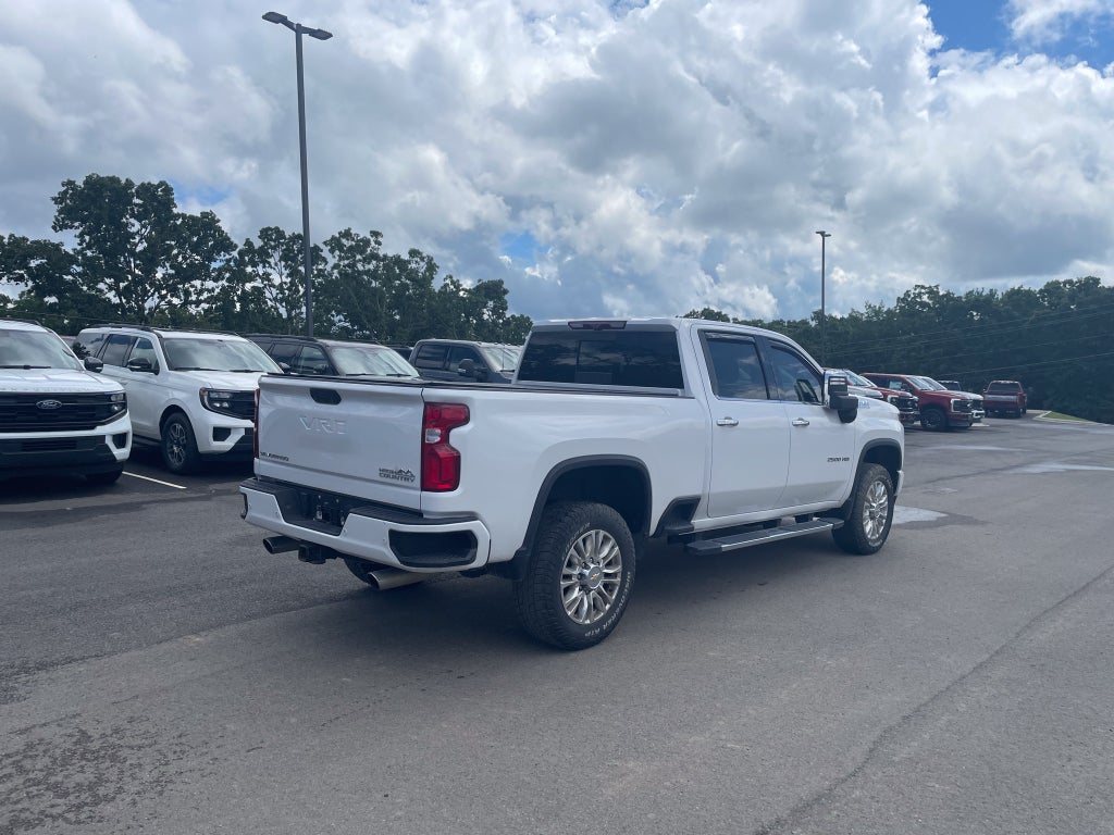 2022 Chevrolet Silverado High Country