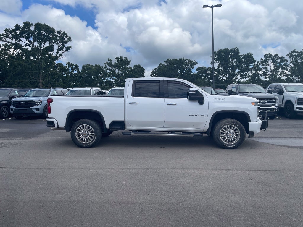 2022 Chevrolet Silverado High Country