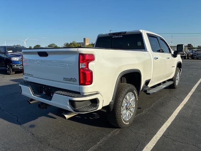 2022 Chevrolet Silverado High Country