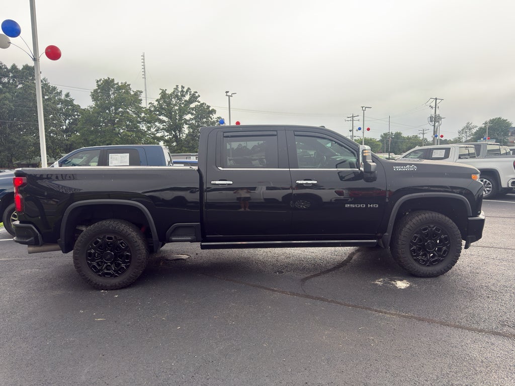 2022 Chevrolet Silverado High Country