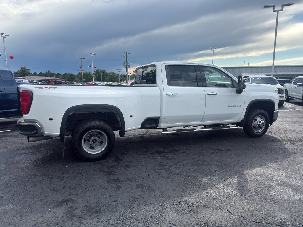 2021 Chevrolet Silverado LTZ