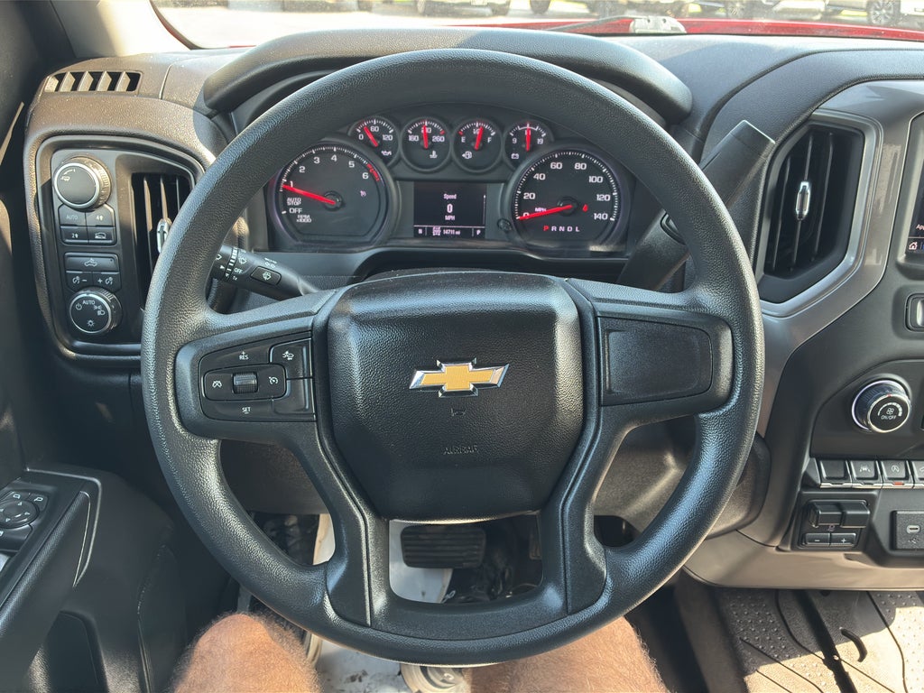 2025 Chevrolet Silverado Custom