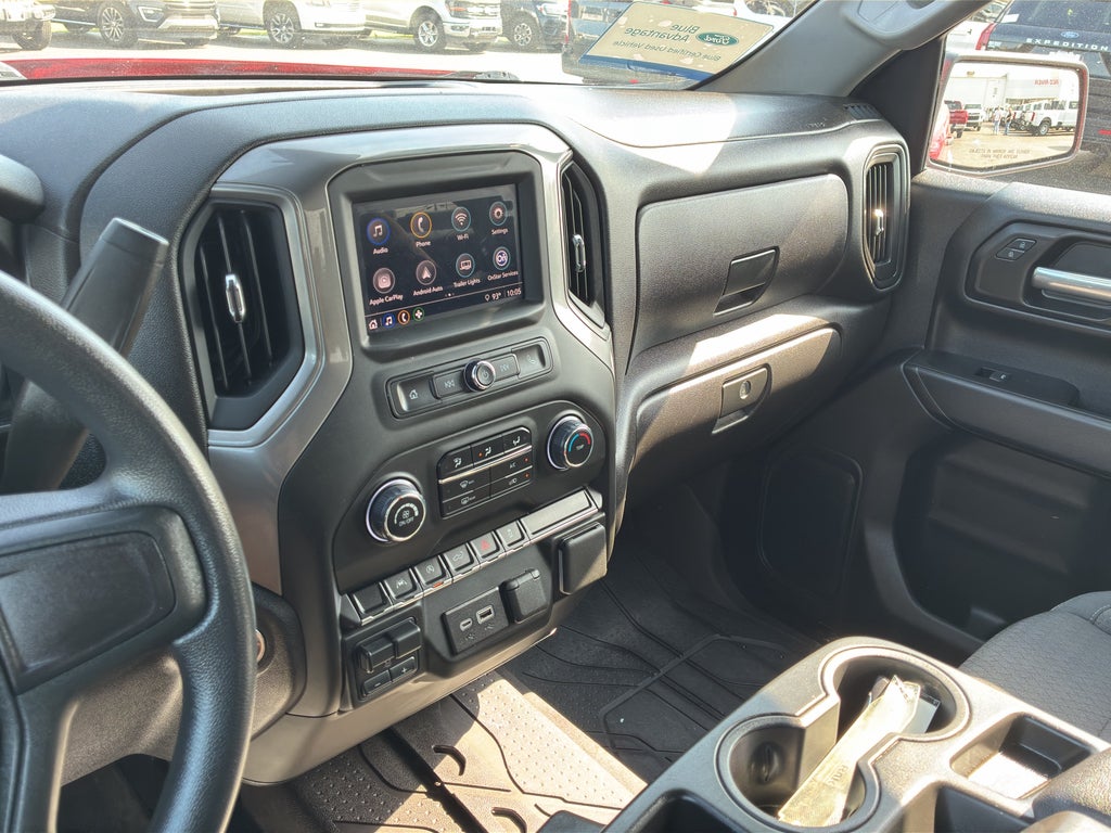 2025 Chevrolet Silverado Custom