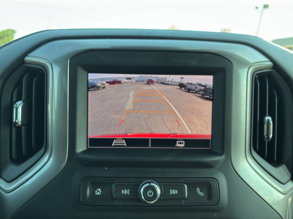 2025 Chevrolet Silverado Custom