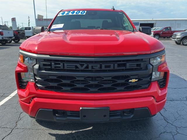 2025 Chevrolet Silverado Custom
