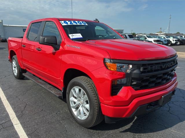2025 Chevrolet Silverado Custom