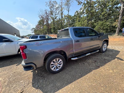 2022 Chevrolet Silverado Custom