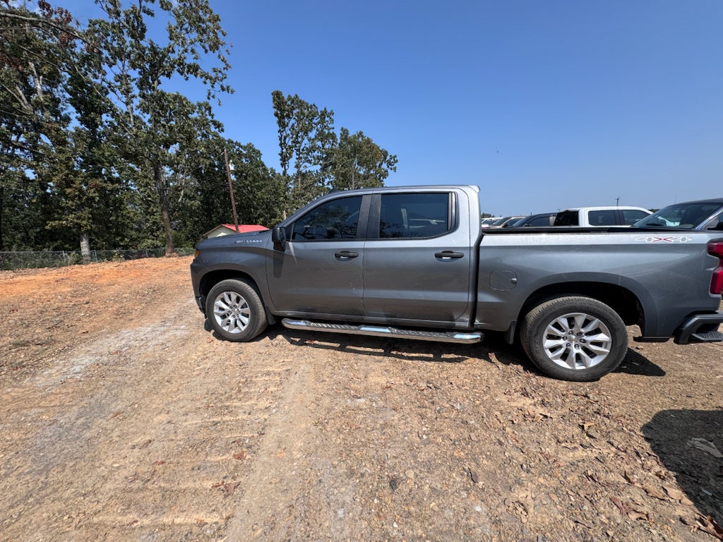 2022 Chevrolet Silverado Custom