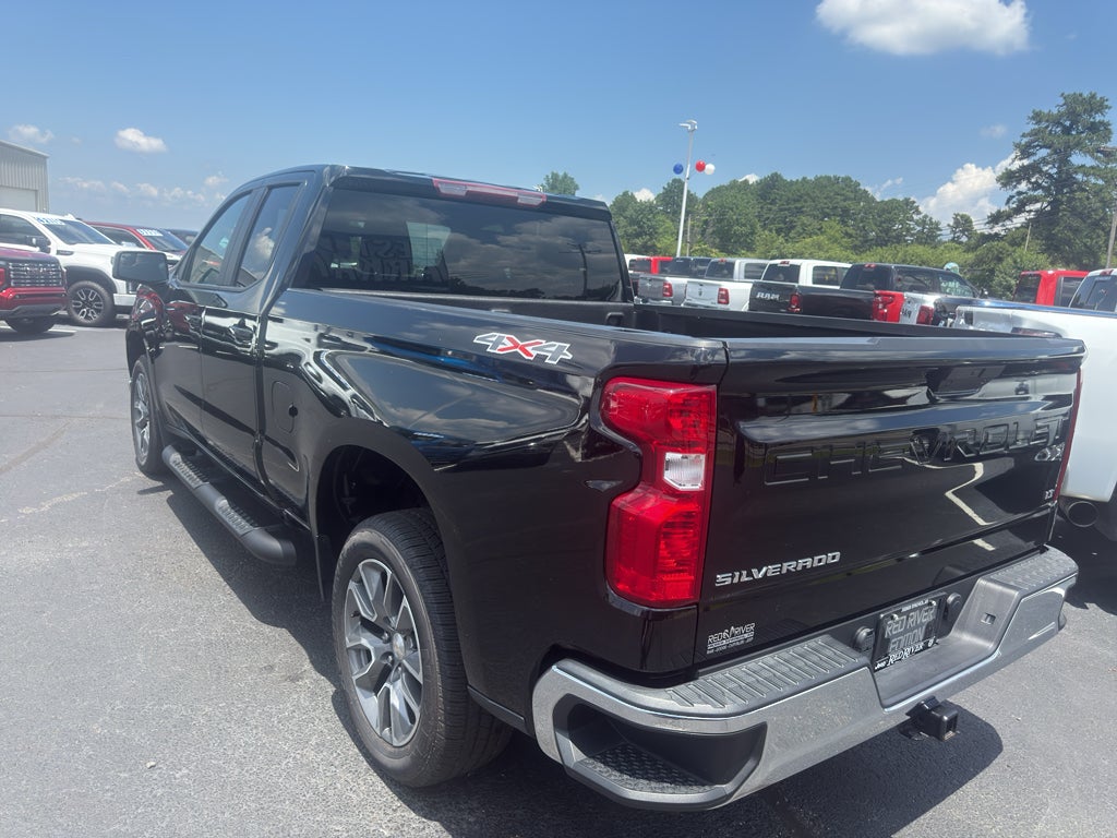 2022 Chevrolet Silverado LT