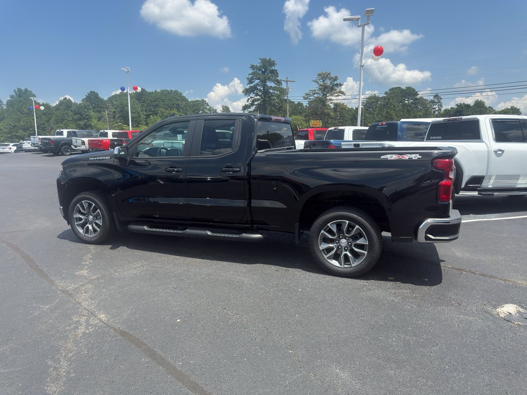 2022 Chevrolet Silverado LT
