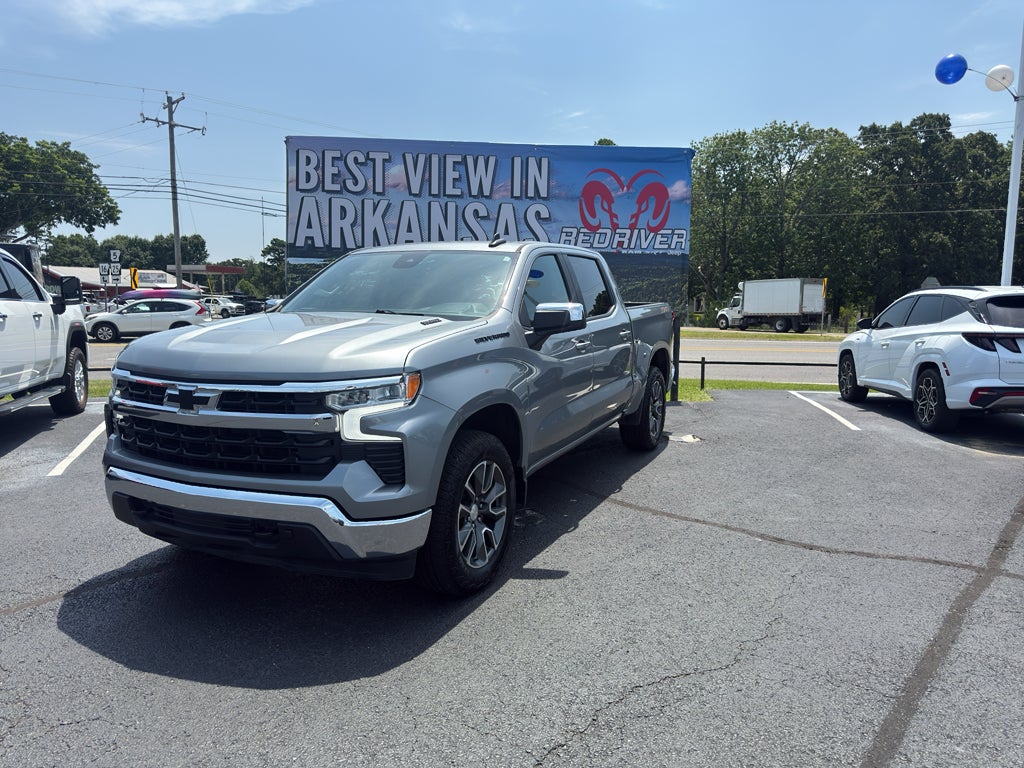 2023 Chevrolet Silverado LT