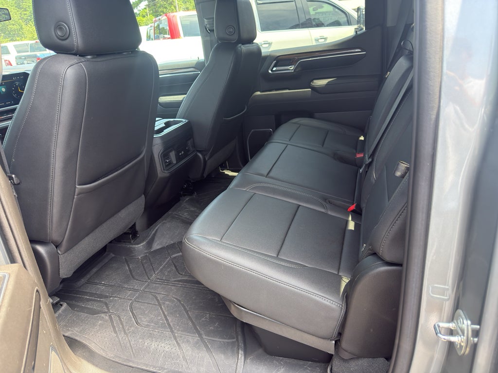 2023 Chevrolet Silverado LT