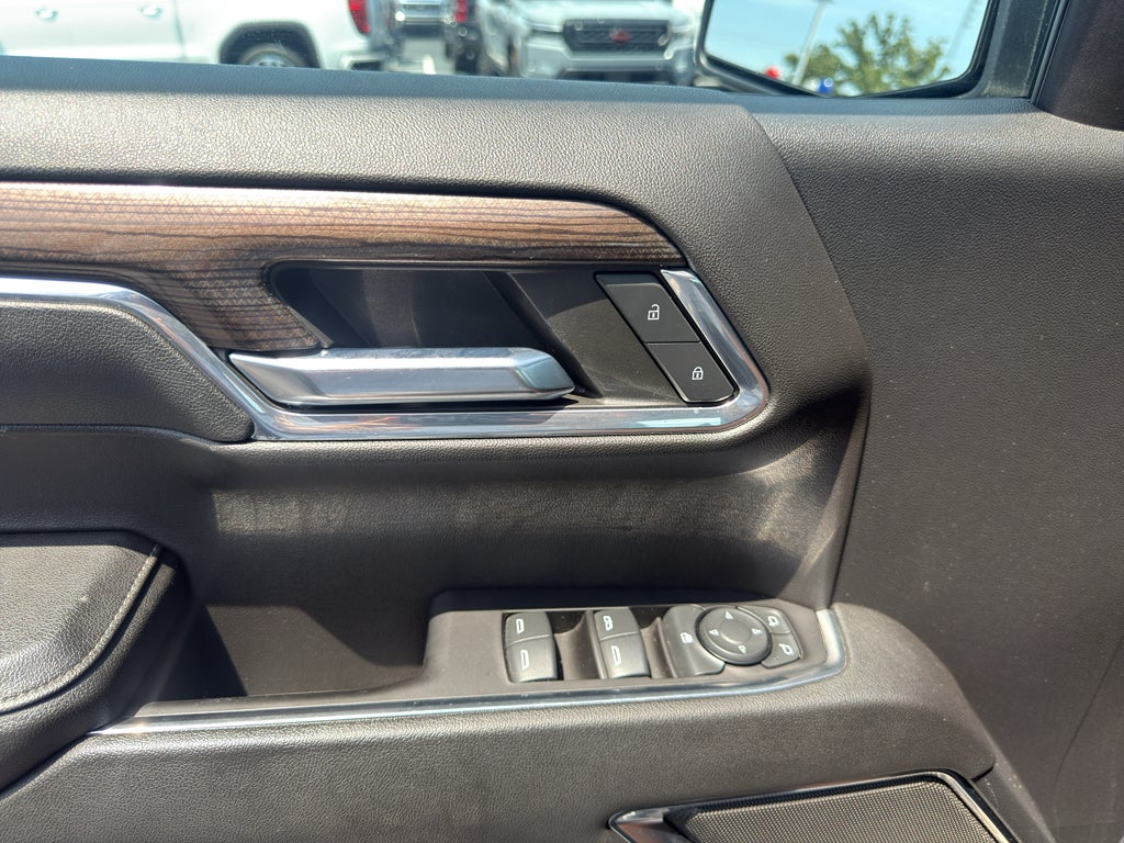 2023 Chevrolet Silverado LT