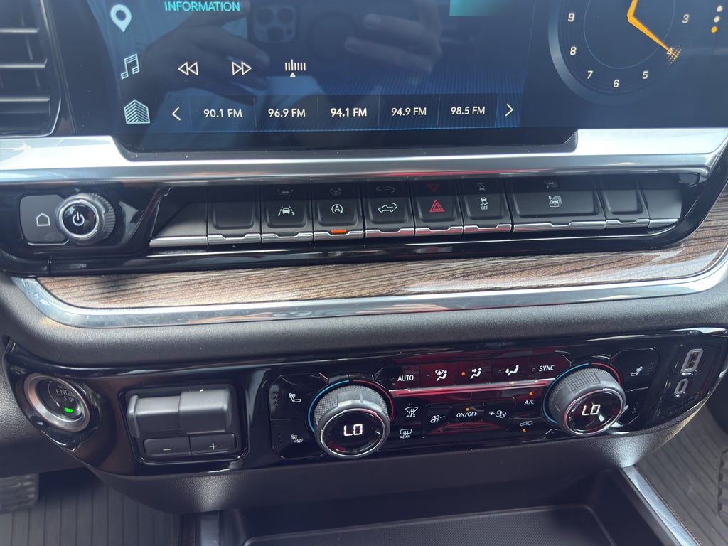 2023 Chevrolet Silverado LT