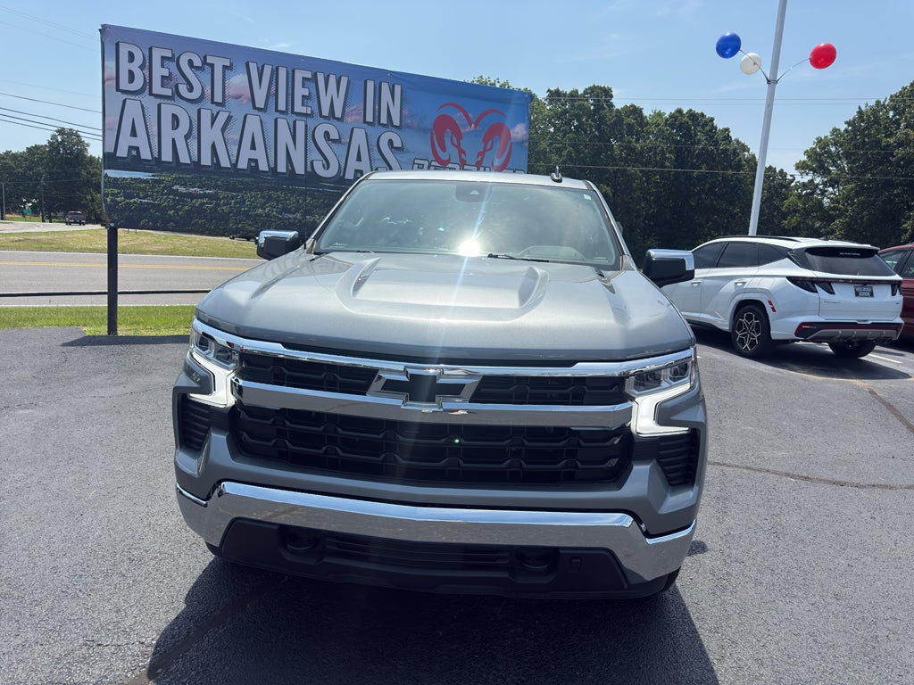 2023 Chevrolet Silverado LT