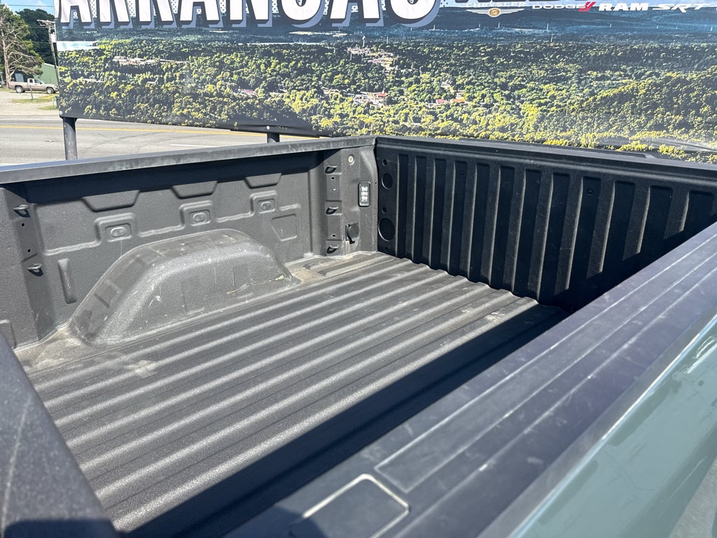 2025 Chevrolet Silverado LT