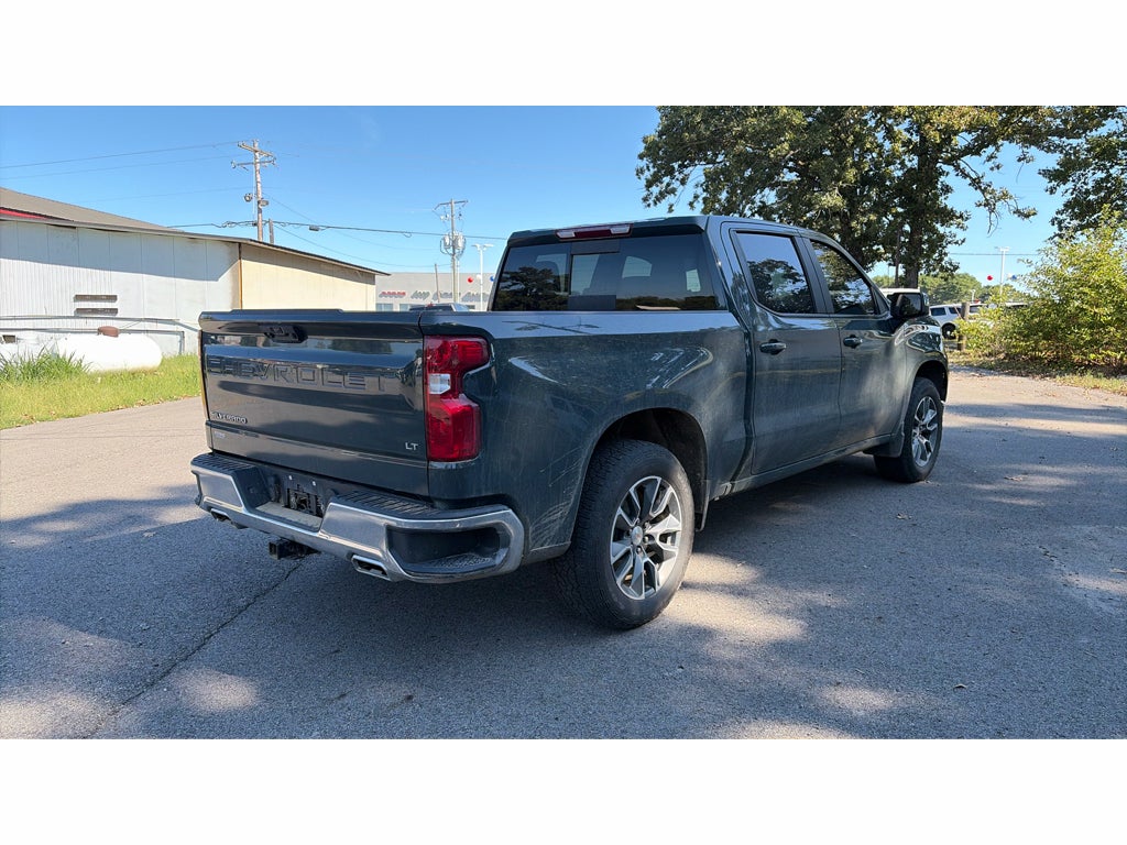 2025 Chevrolet Silverado LT