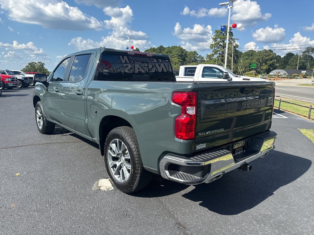 2025 Chevrolet Silverado LT