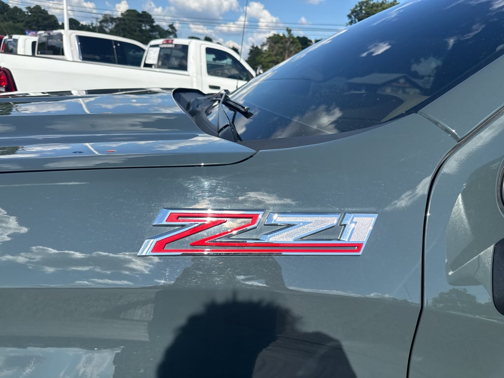 2025 Chevrolet Silverado LT