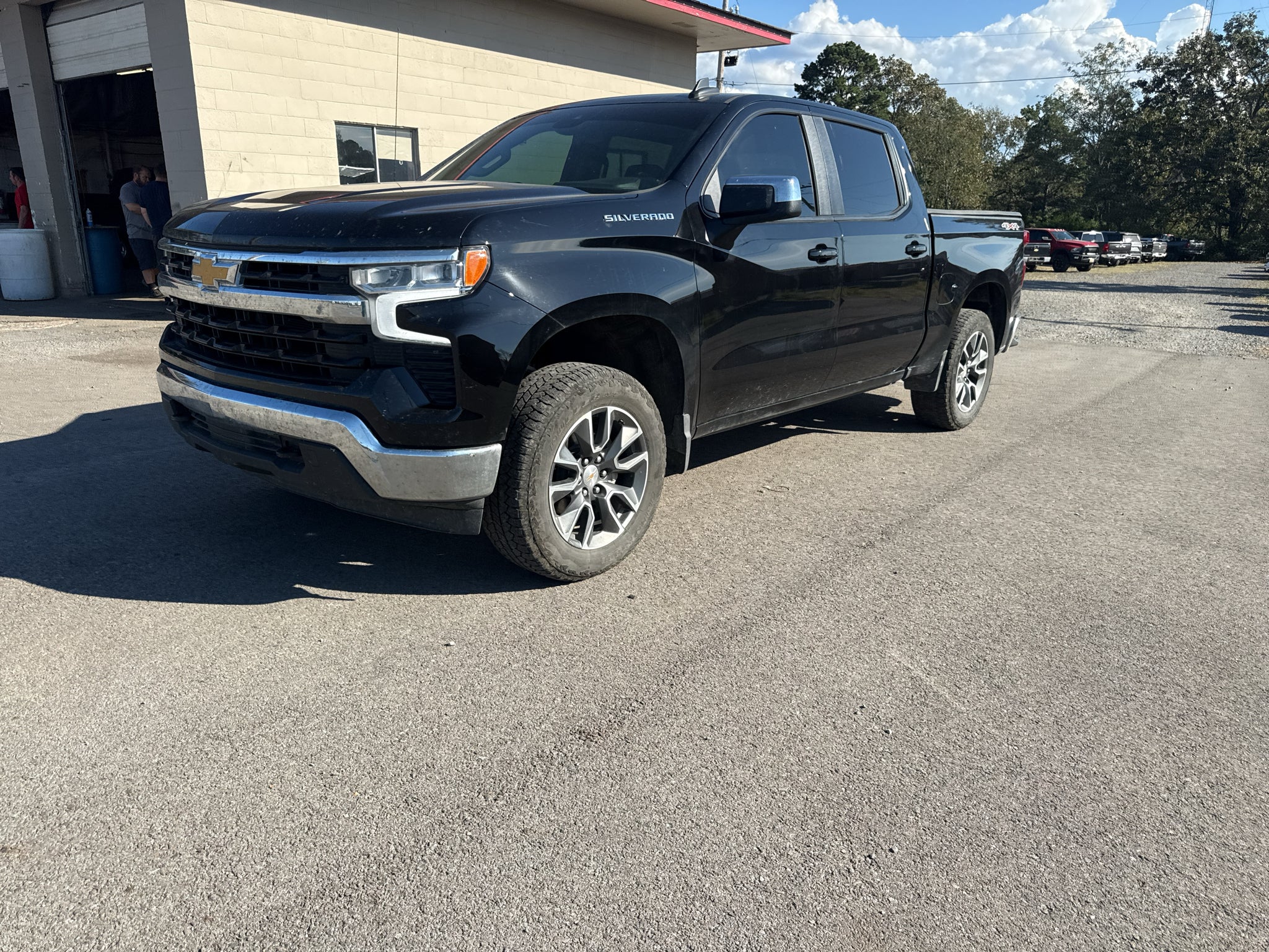 2025 Chevrolet Silverado LT