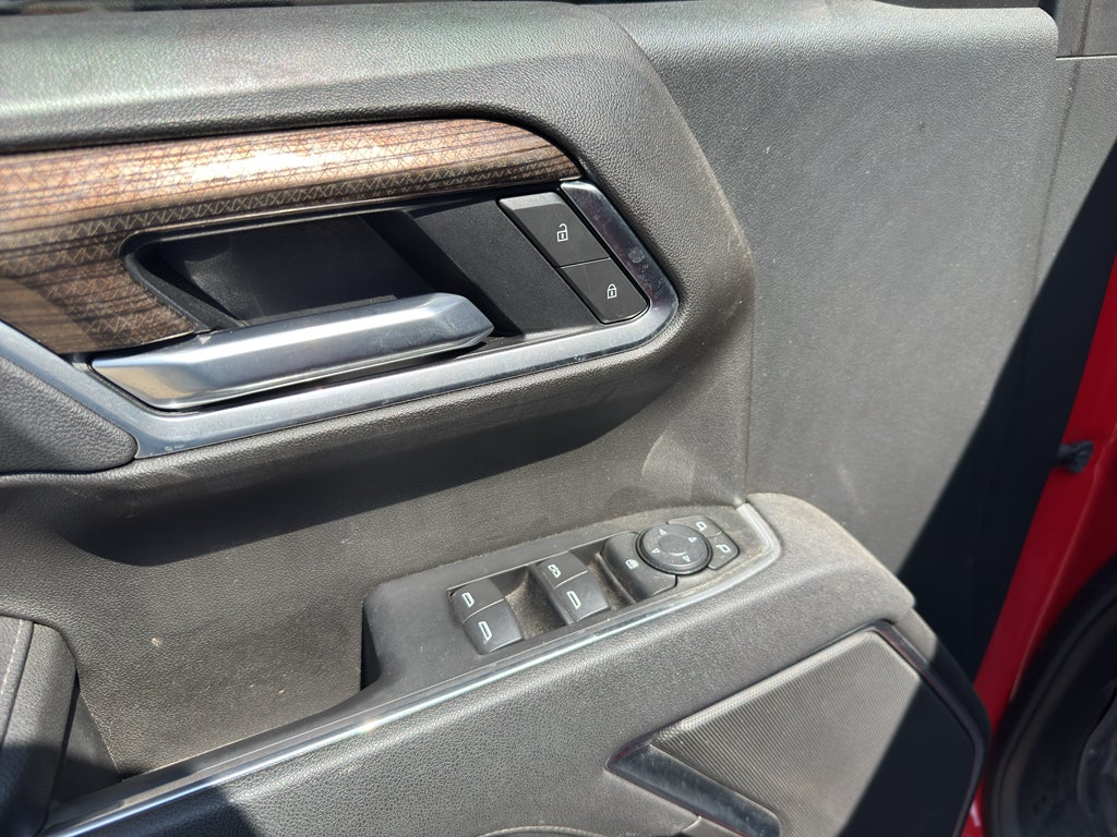 2025 Chevrolet Silverado LT