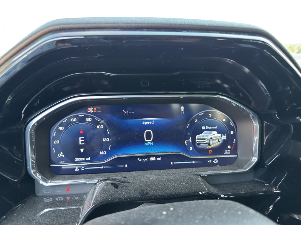 2025 Chevrolet Silverado LT