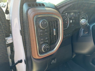 2022 Chevrolet Silverado High Country