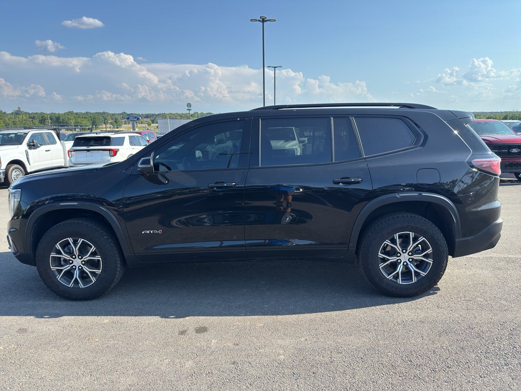 2024 GMC Acadia AWD AT4