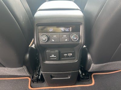 2022 GMC Acadia AT4
