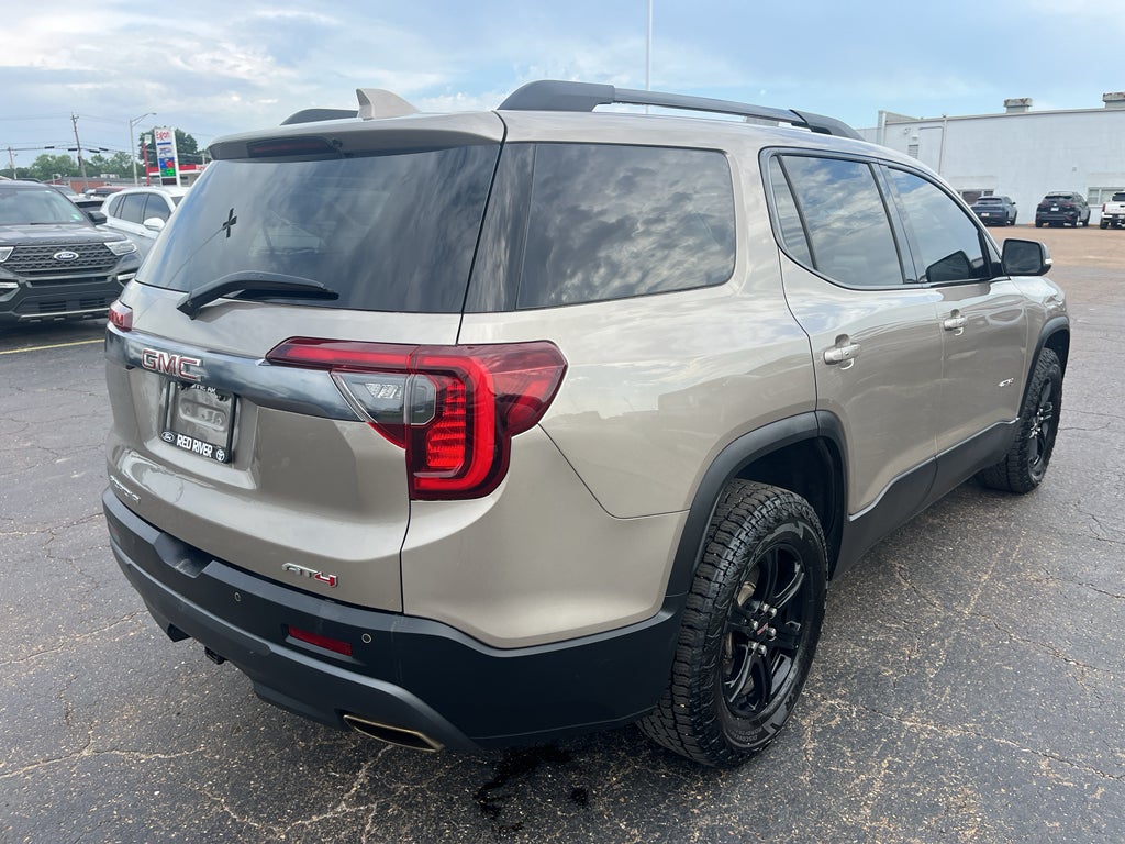 2022 GMC Acadia AT4