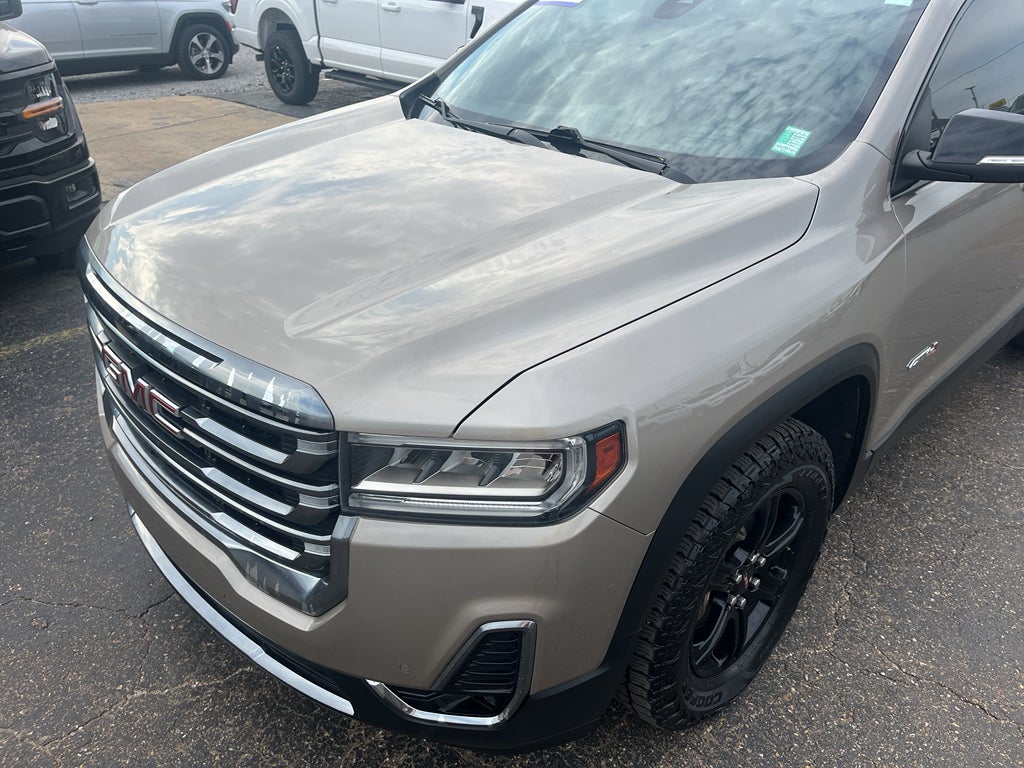 2022 GMC Acadia AT4