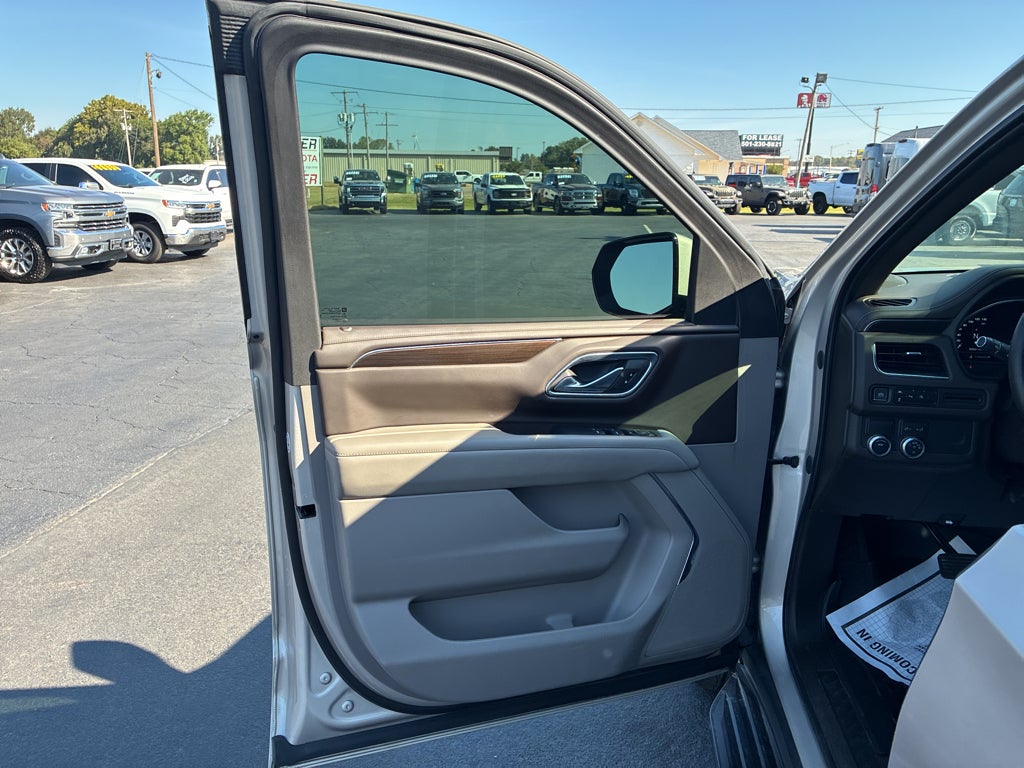 2023 GMC Yukon SLE