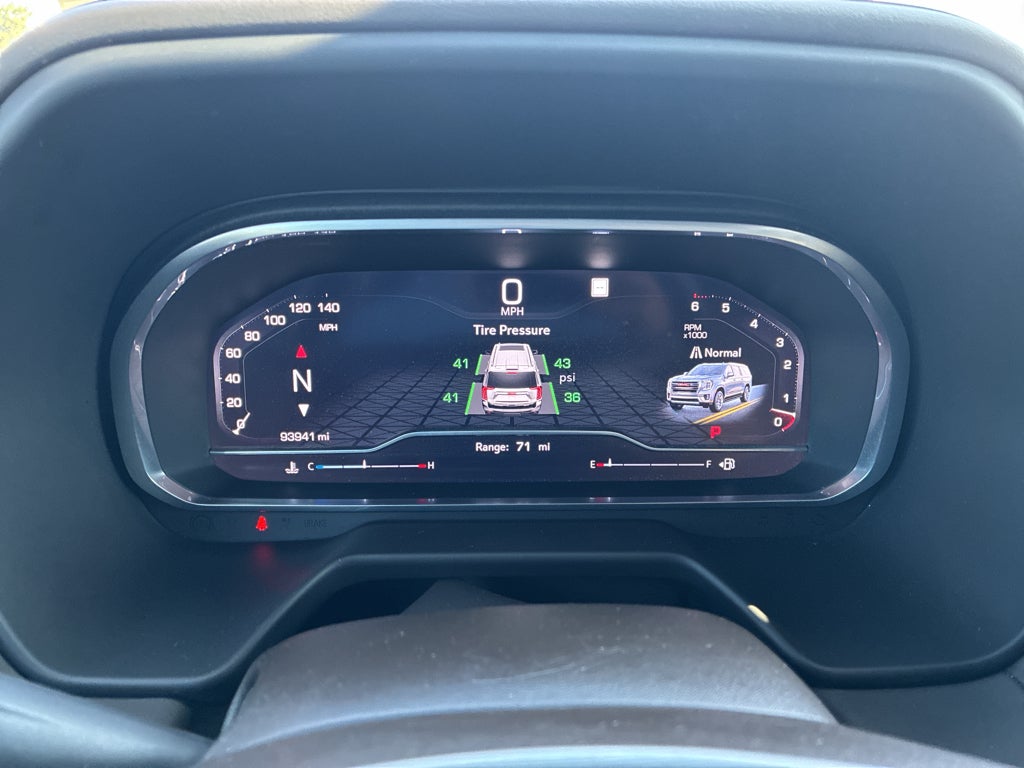 2023 GMC Yukon SLE