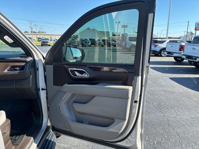 2023 GMC Yukon SLE