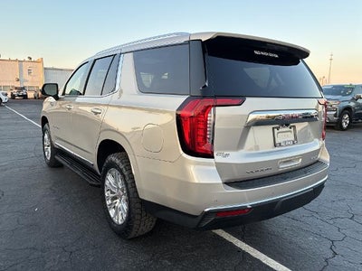 2021 GMC Yukon SLT