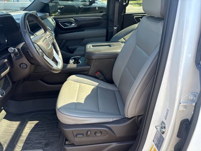 2022 GMC Yukon XL SLT