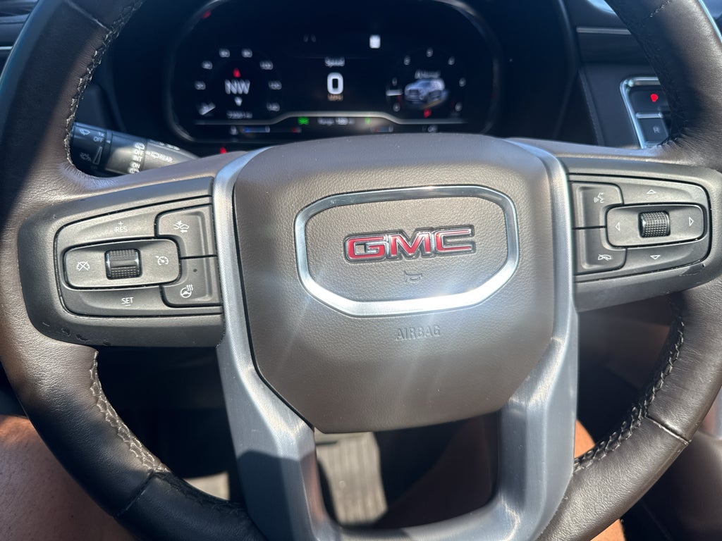 2022 GMC Yukon XL SLT