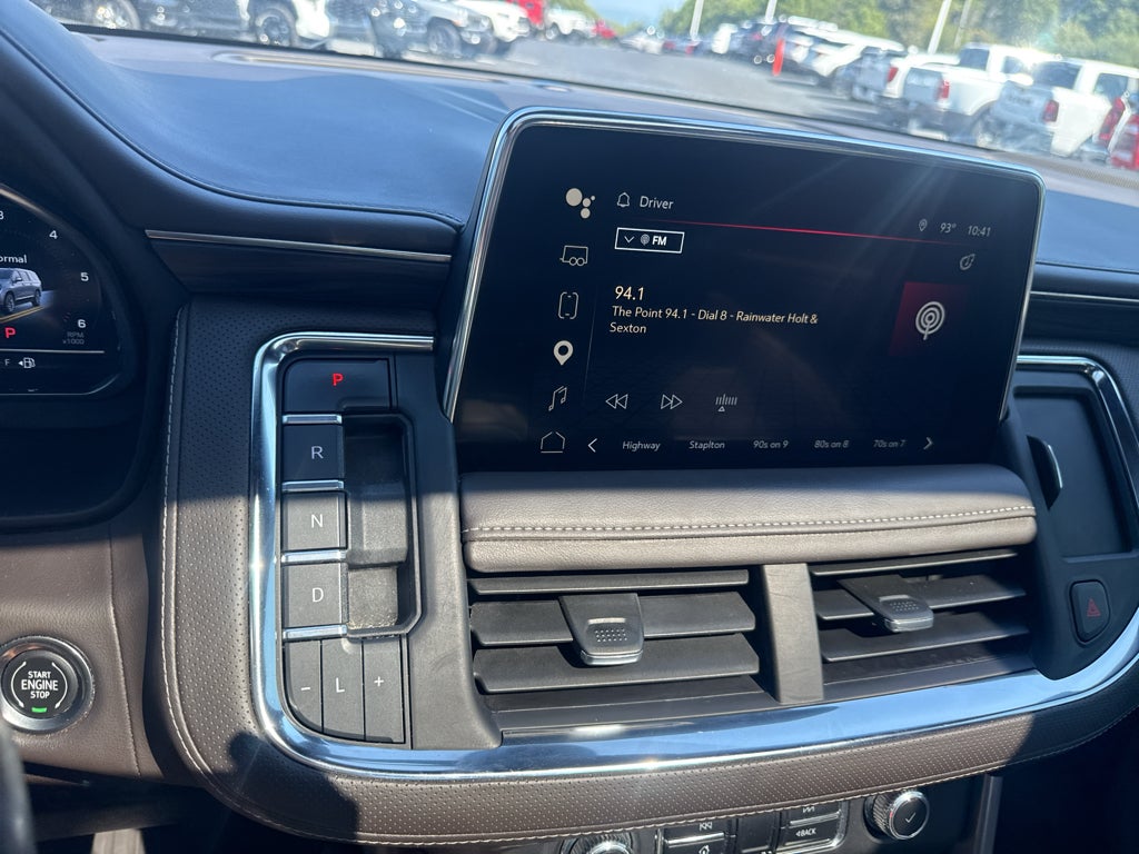 2022 GMC Yukon XL SLT